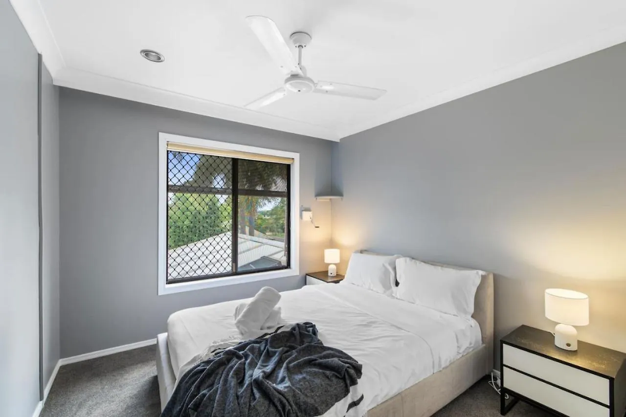 Hébergement de vacances Spacious Affordable 7B3B 2 Living Pool Yard And Mall Brisbane