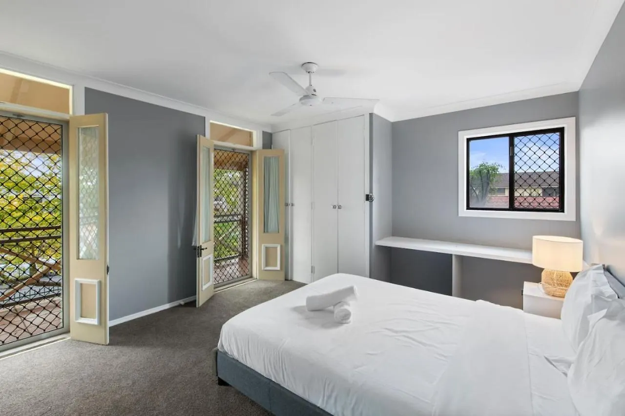 Semesterbostad Spacious Affordable 8B3B 2 Living Pool Yard And Mall Brisbane Australien