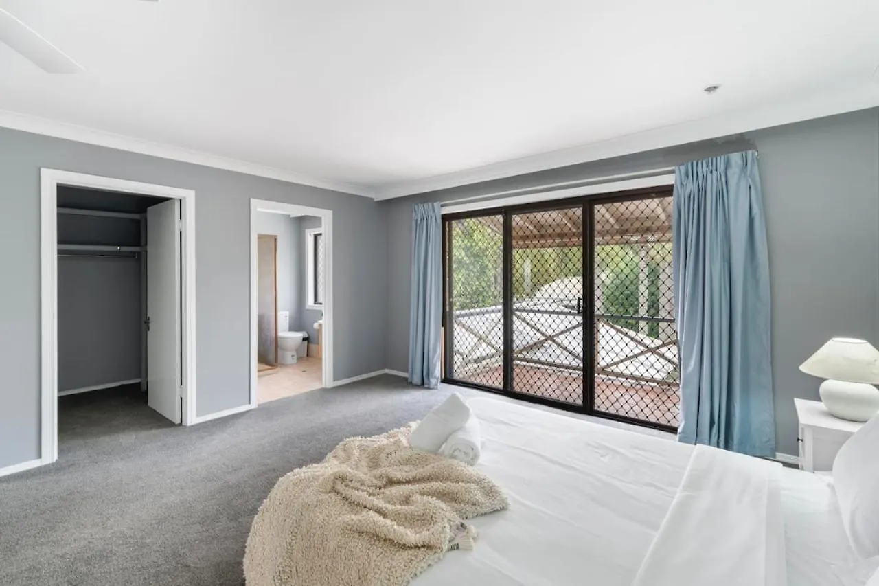Semesterbostad Spacious Affordable 8B3B 2 Living Pool Yard And Mall Brisbane
