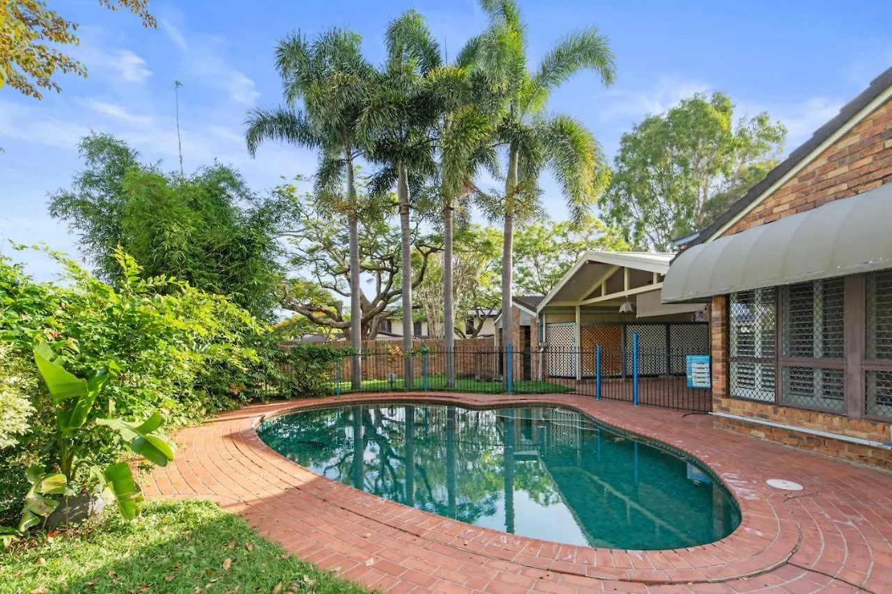 Spacious Affordable 8B3B 2 Living Pool Yard And Mall Brisbane 0*,  Australien